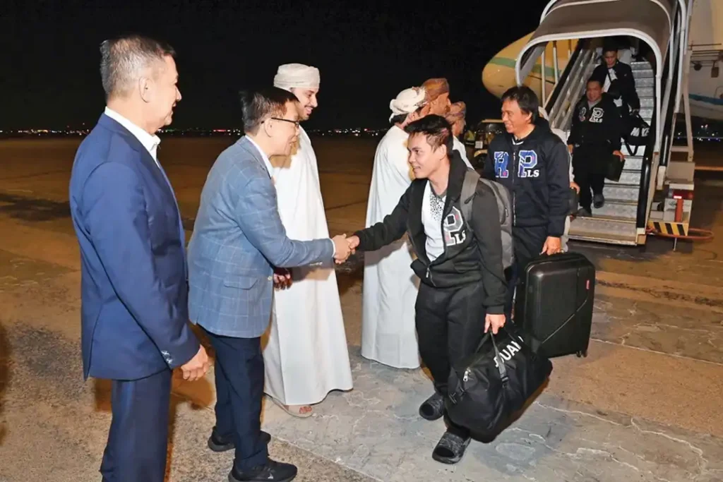 Oman frees sailors held in Yemen